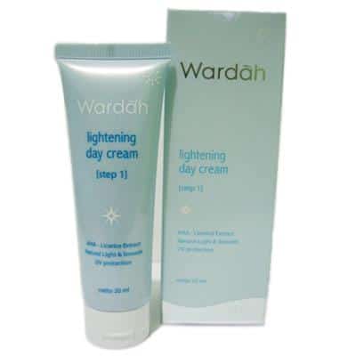 Wardah Lightening Day Cream Step 1 & 2 produk wardah untuk memutihkan wajah