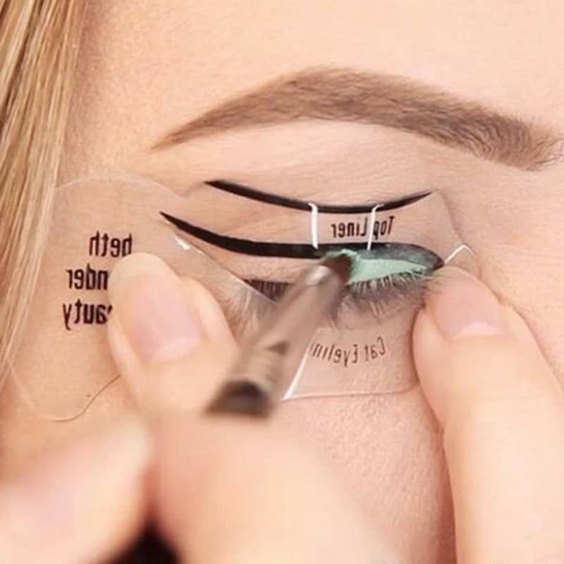 Ini Dia Cara Memakai Eyeliner yang Benar untuk Pemula 102