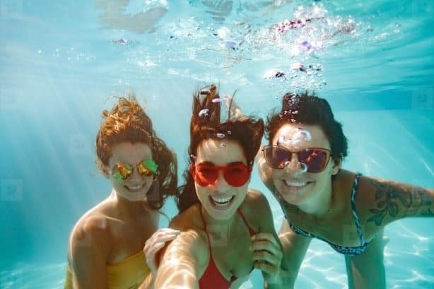 Under water selfie