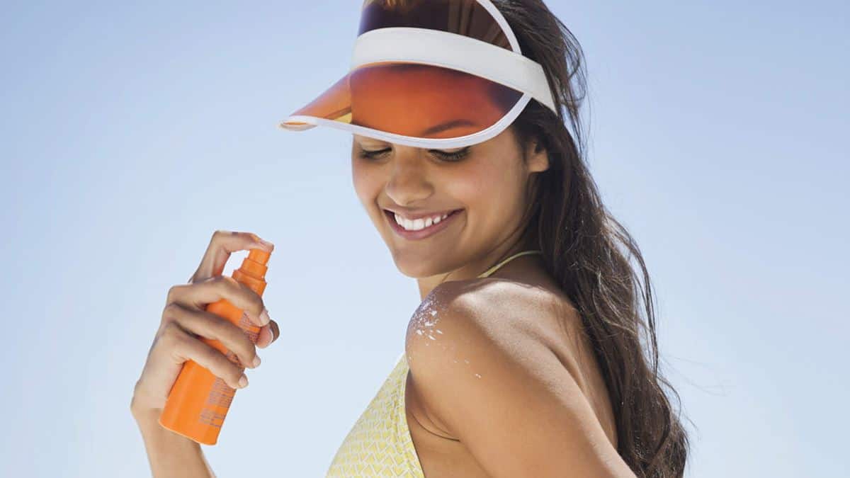 Yuk Kenali 7 Perbedaan Sunscreen dan Sunblock Berikut Ini! 11