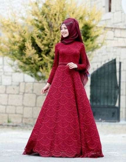 Darker Hijab Red