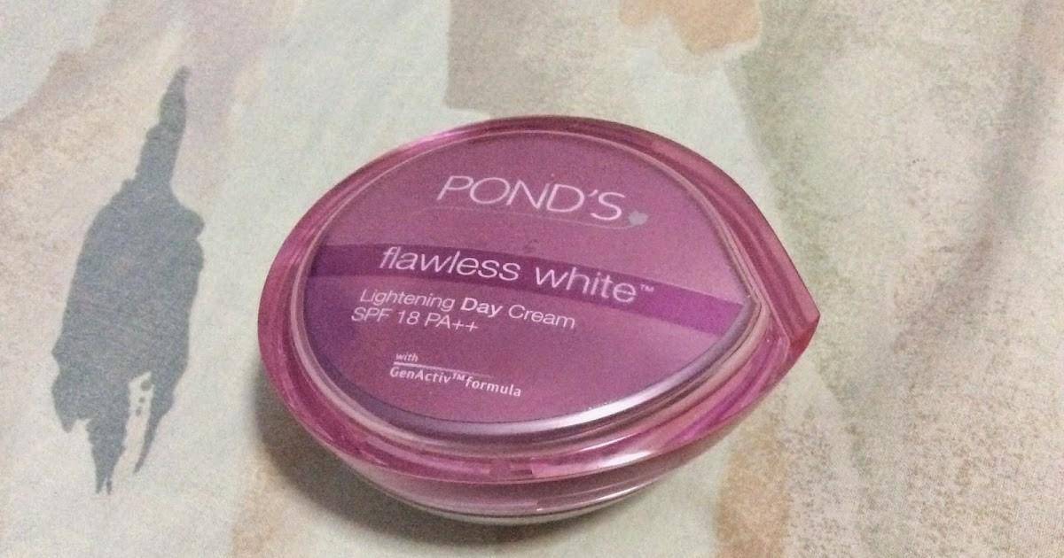 Pond's Flawless White Lightening Day Cream SPF 18 PA+++