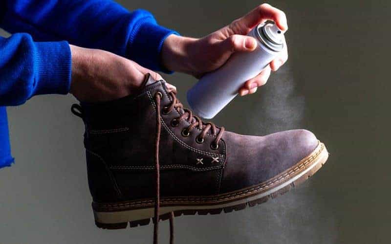 Semprotkan Spray Sepatu Kulit
