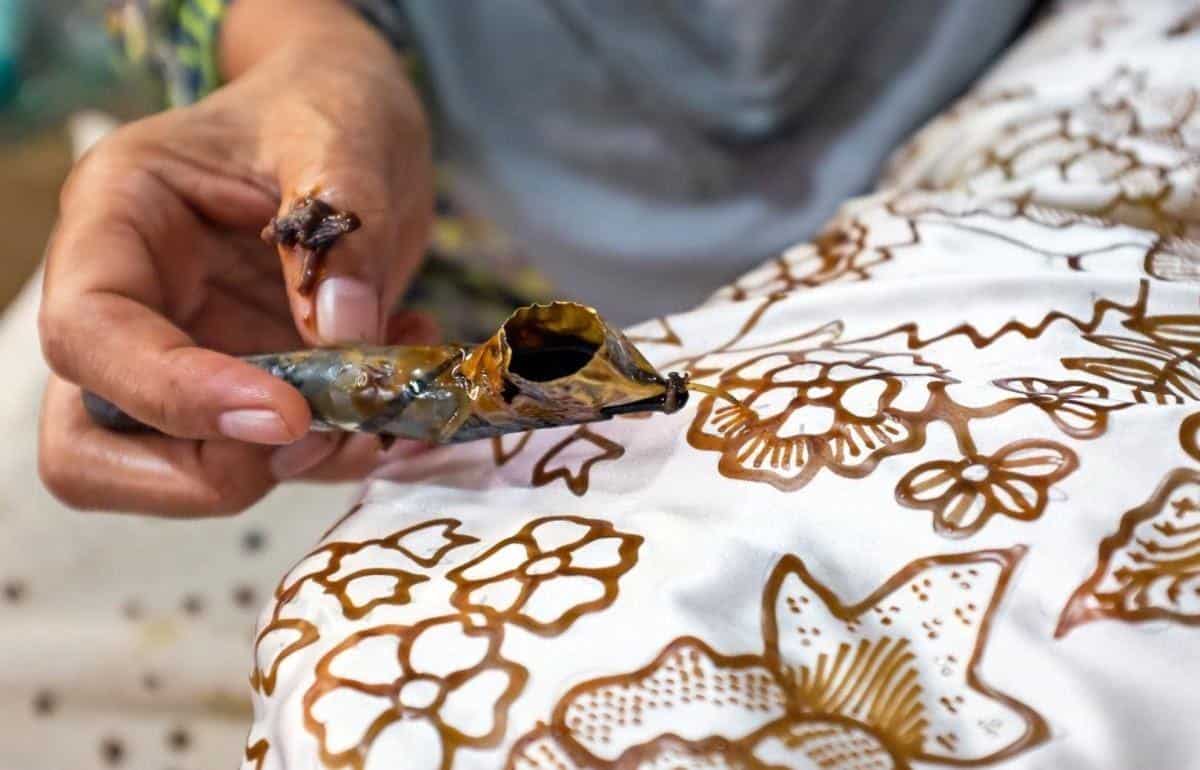 macam-macam batik_Cara Pembuatan Batik dan Teknik Membatik