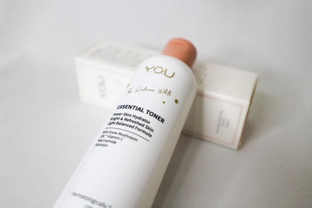 review you the radiance white essential toner_Harga_
