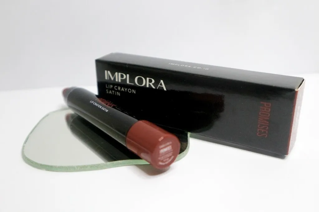 Review Implora Lip Crayon Satin_Harga_