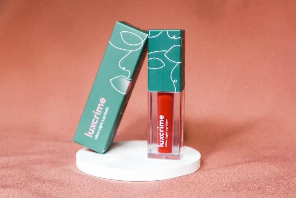 Review Luxcrime Ultra Light Lip Stain_Kemasan_