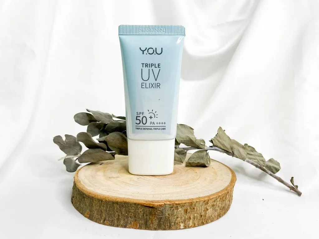 Review YOU Triple UV Elixir Sunscreen Gel_Klaim_