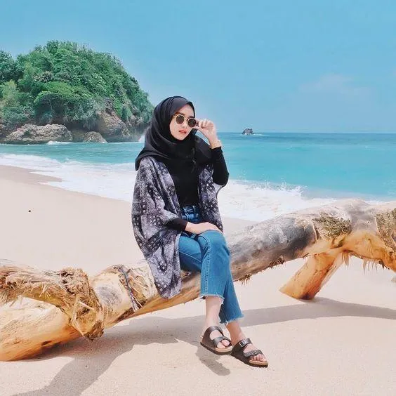 OOTD Hijab Pantai Jeans