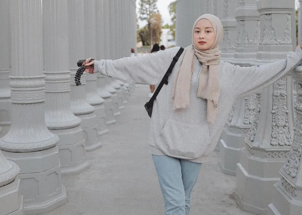 ootd sweater hijab-9_