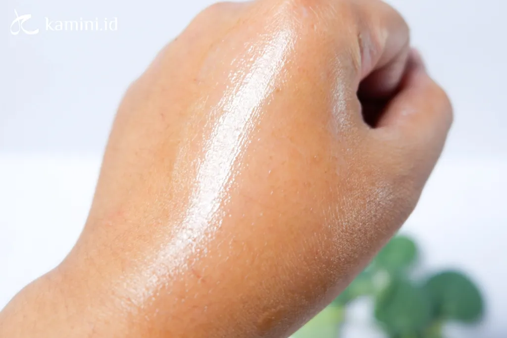 Review True To Skin Mugwort Tripeptide Gel Cream, Ringan dan Lembap
