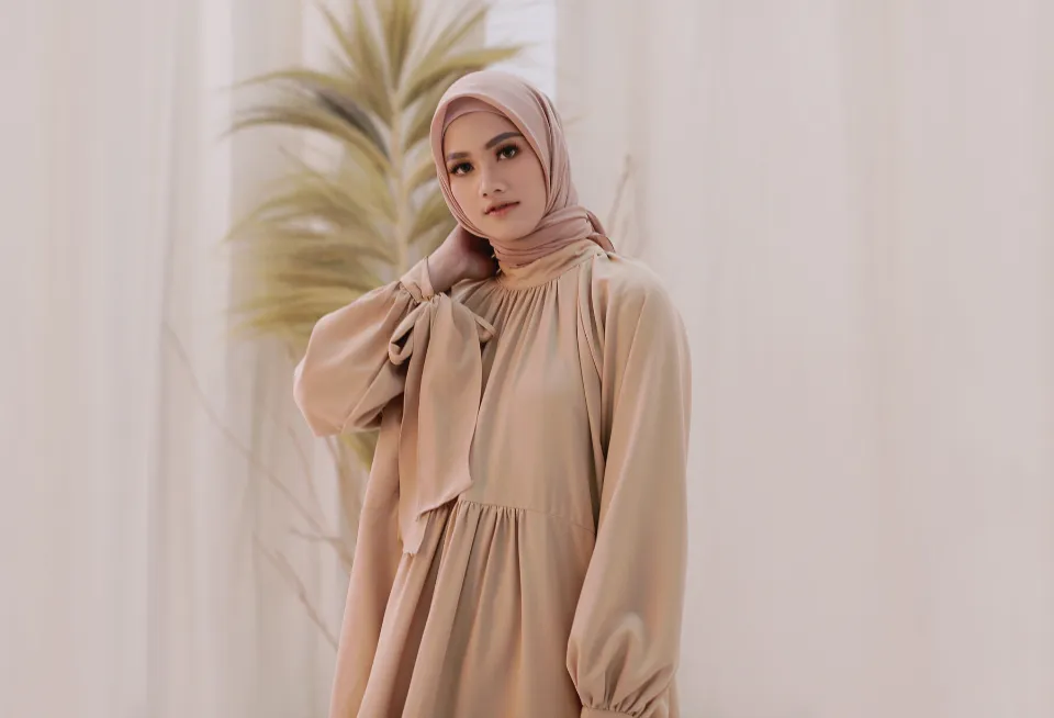 warna hijab yang cocok untuk baju warna nude_Nude_