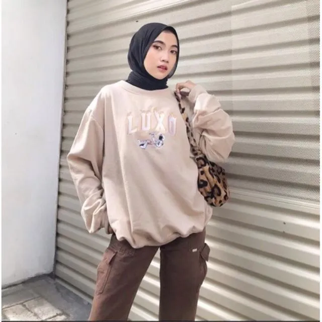 warna hijab yang cocok dengan baju beige_Hitam_