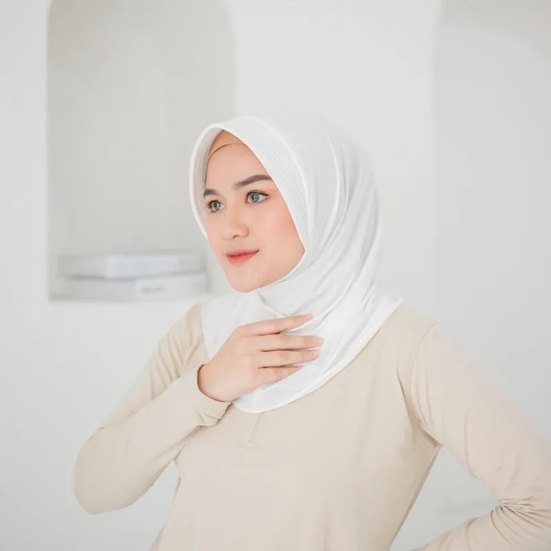 warna hijab yang cocok untuk baju khaki_Putih_