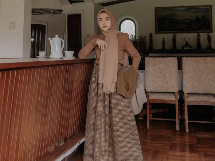 warna hijab yanng cocok untuk baju milo_Peanut_