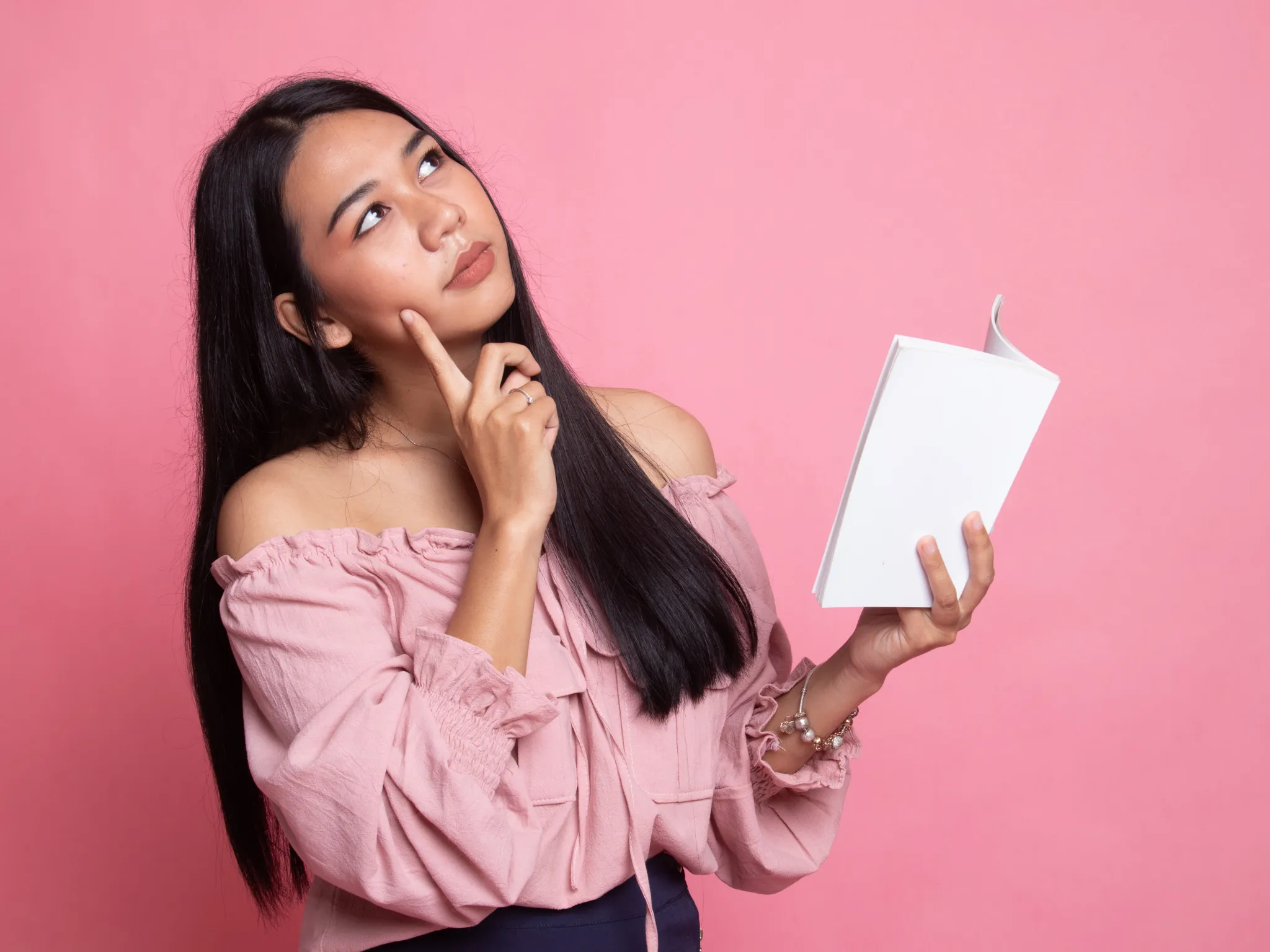 2. Tunjukkan Ketertarikan Lewat Topik Favoritnya_