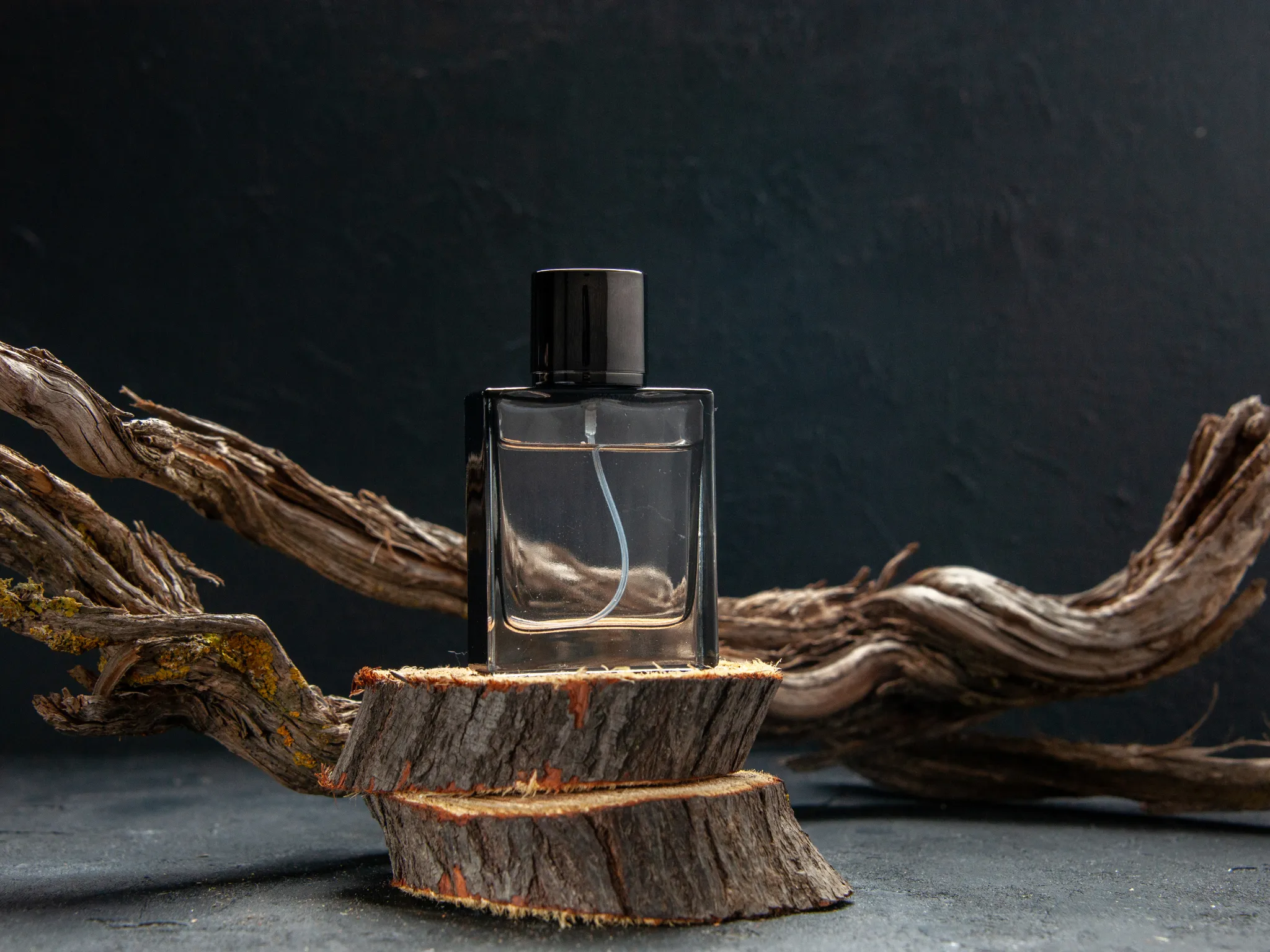 2. Woody Tangguh Tapi Tetap Elegan_