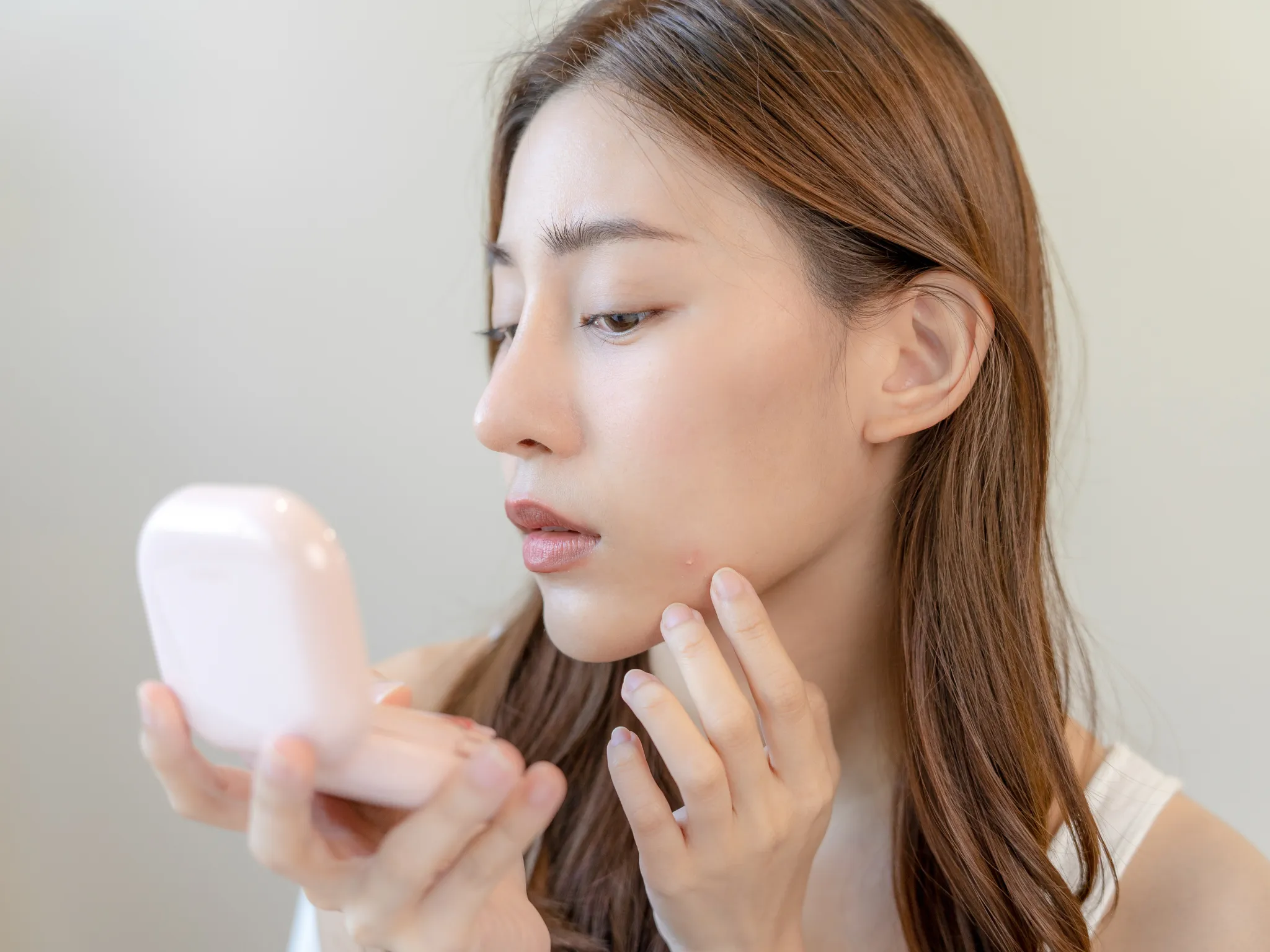 4. Kulit Kusam dan Nggak Bercahaya_