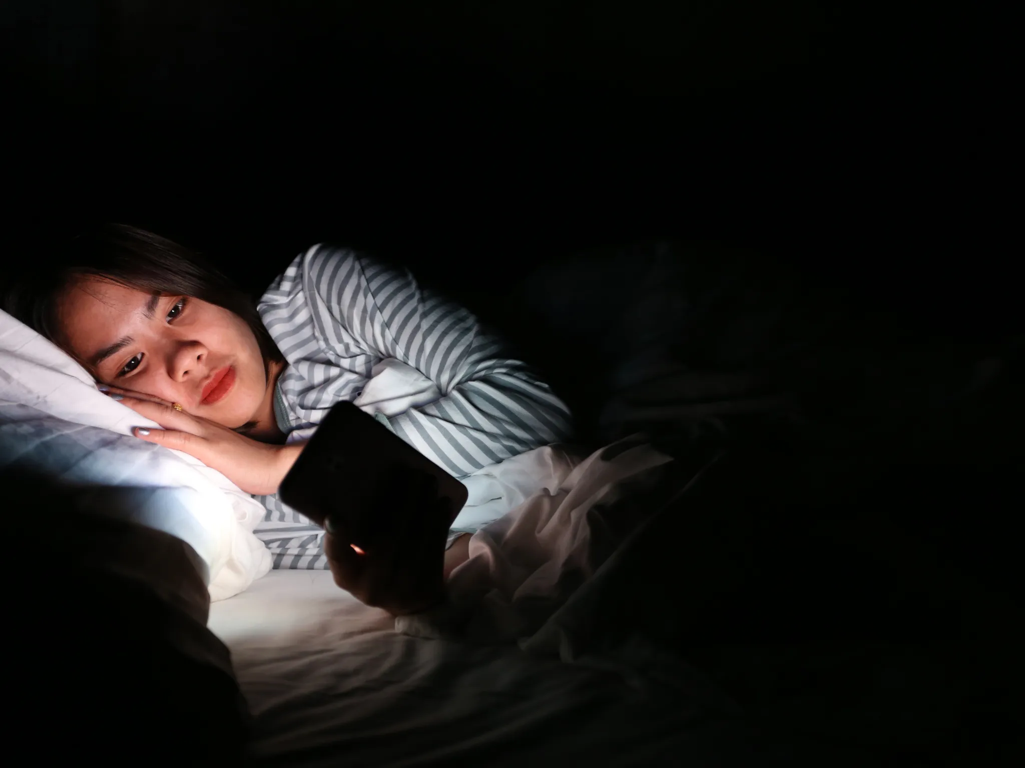 5. Gadget & Media Sosial_