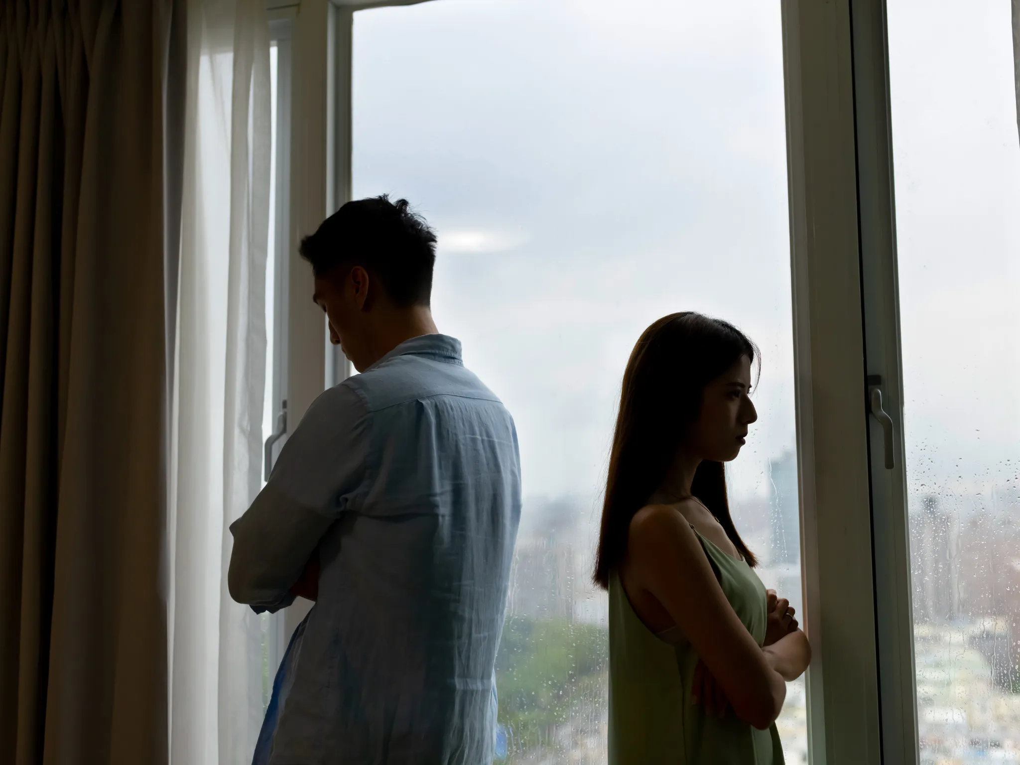 6. Kurang Komunikasi yang Sehat_