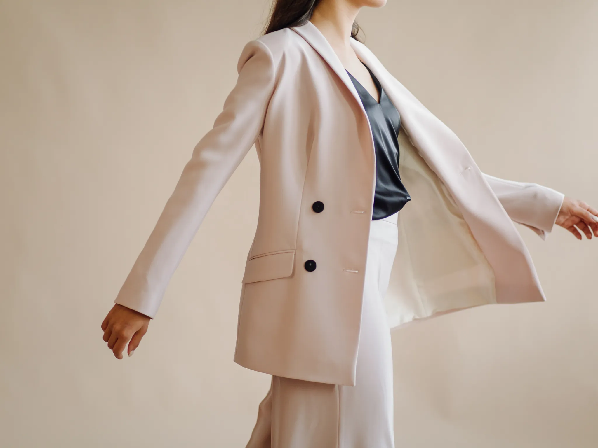 7. Peran Tekstur dan Potongan dalam Detail_