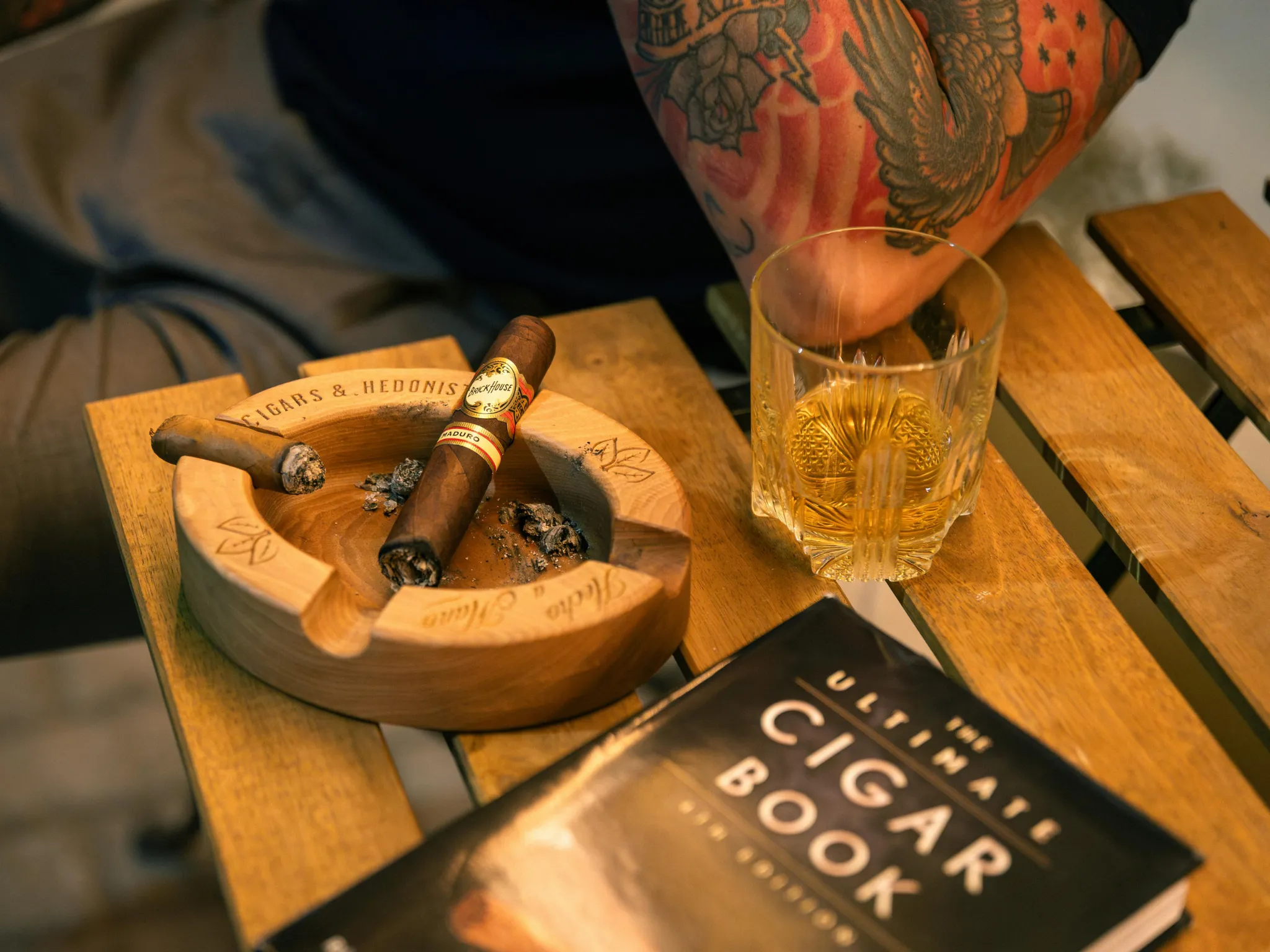 8. Hindari Rokok, Alkohol, dan Zat Berbahaya_