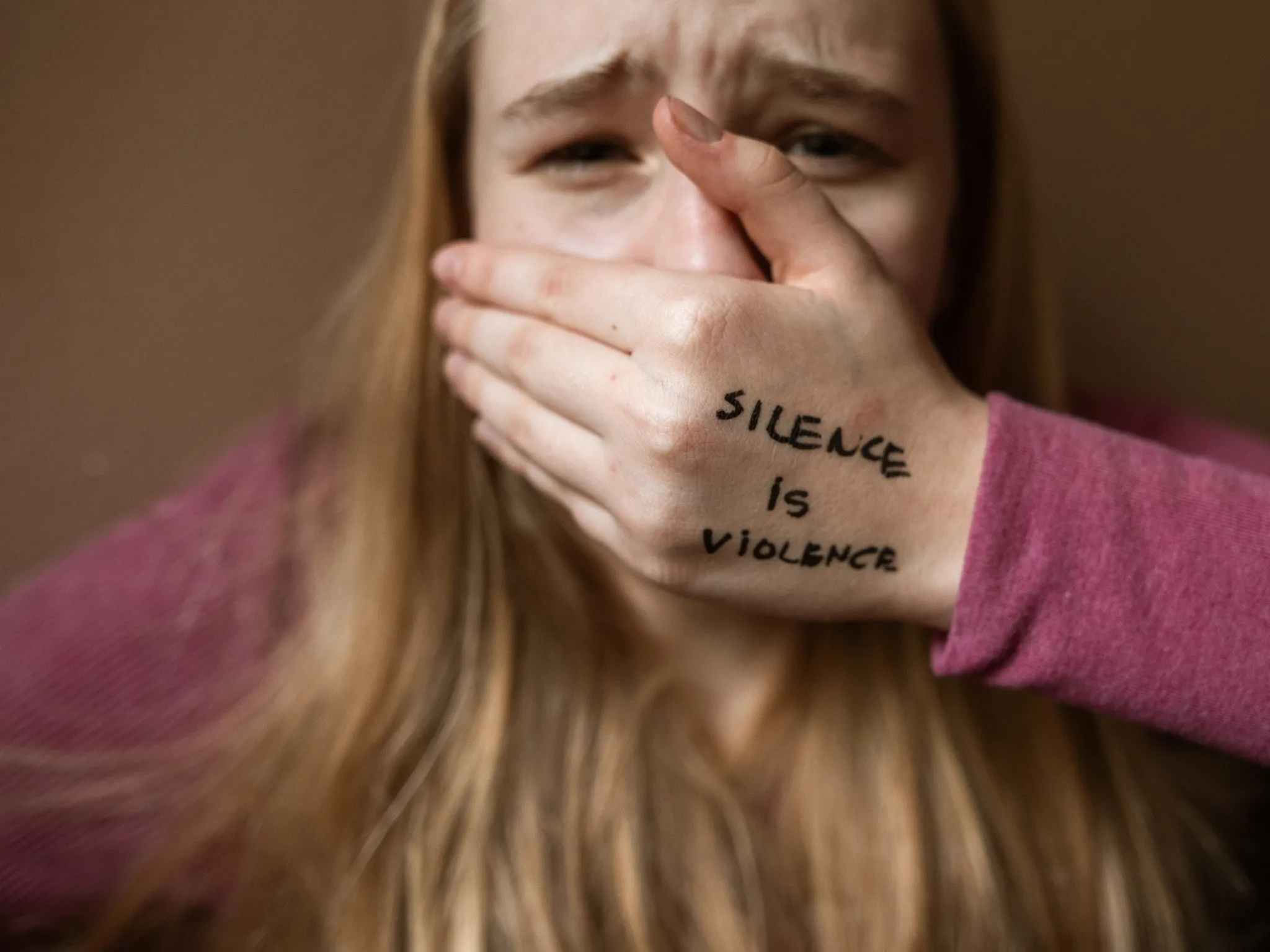 Kenapa Korban Sering Diam_