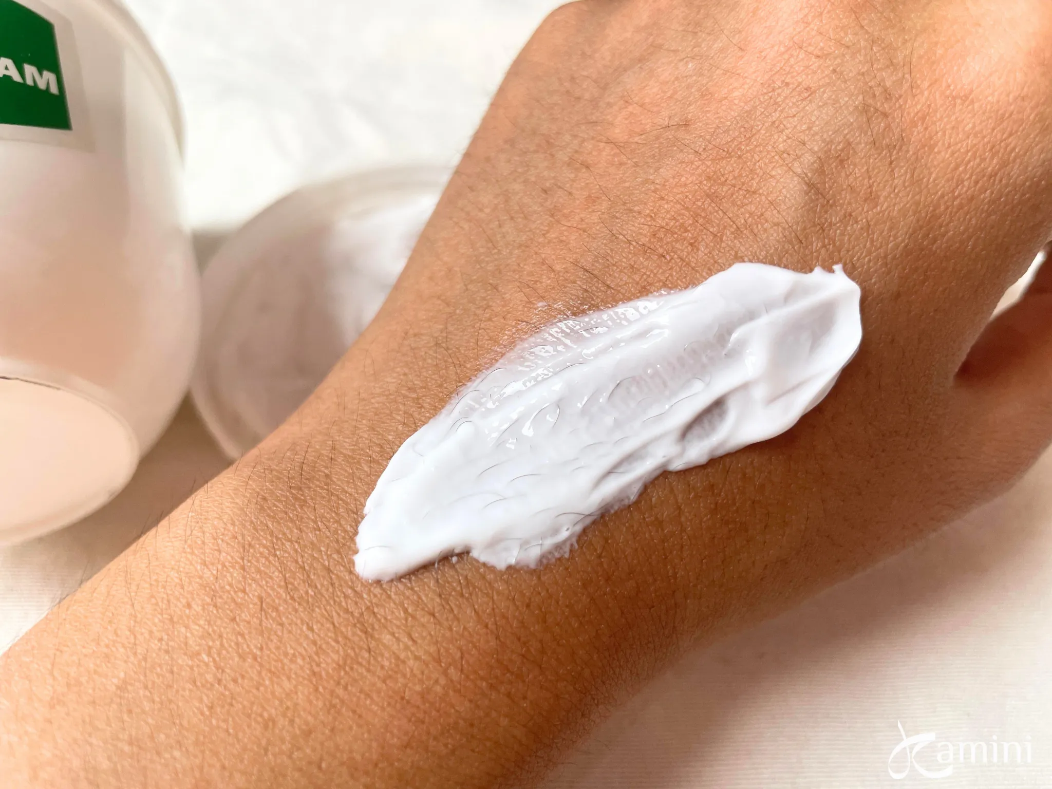 Tekstur, Warna, dan Cara Pakainya