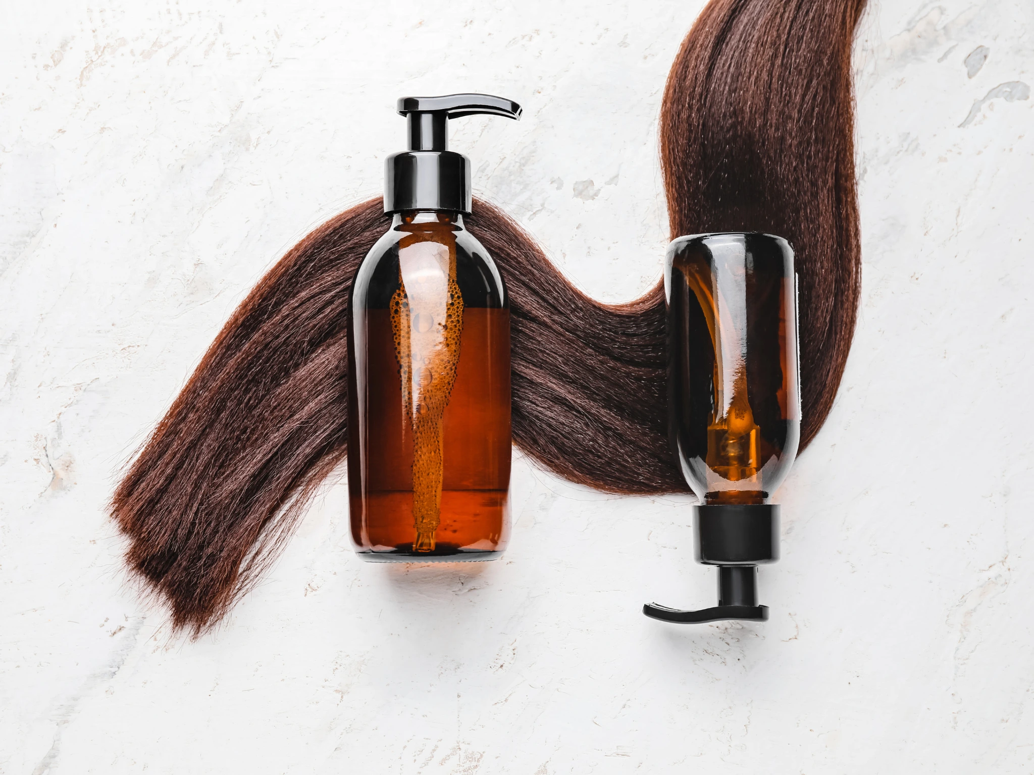 1. Gunakan Sampo Khusus untuk Rambut Kering