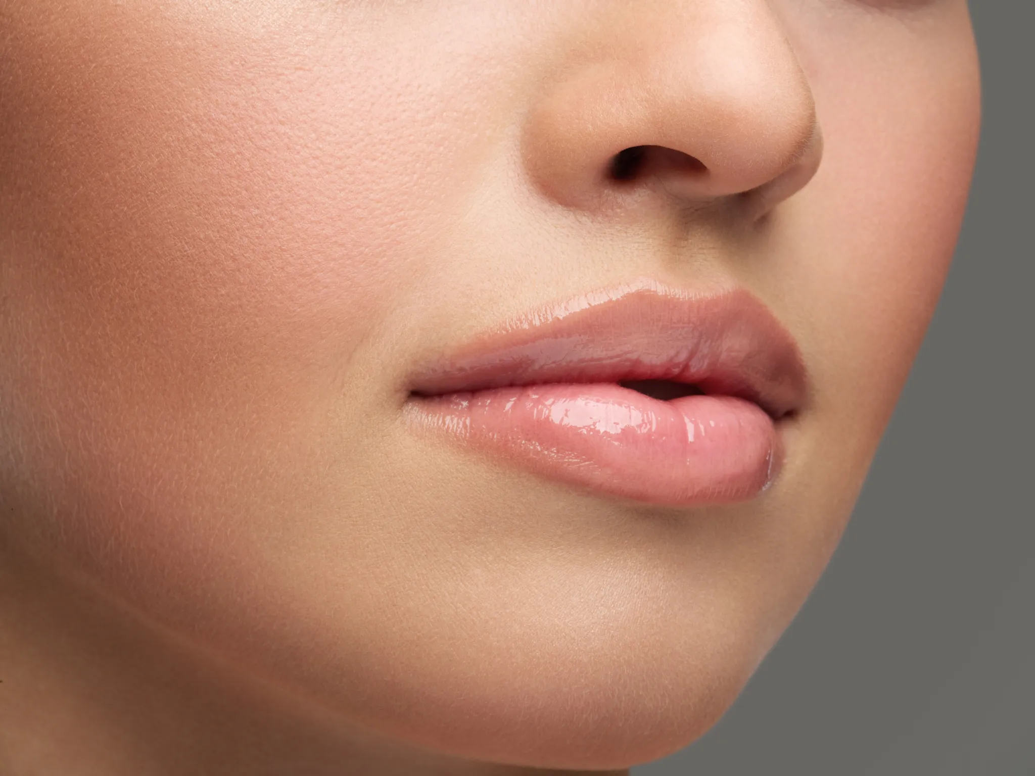 1. Melembapkan Lebih Dalam_