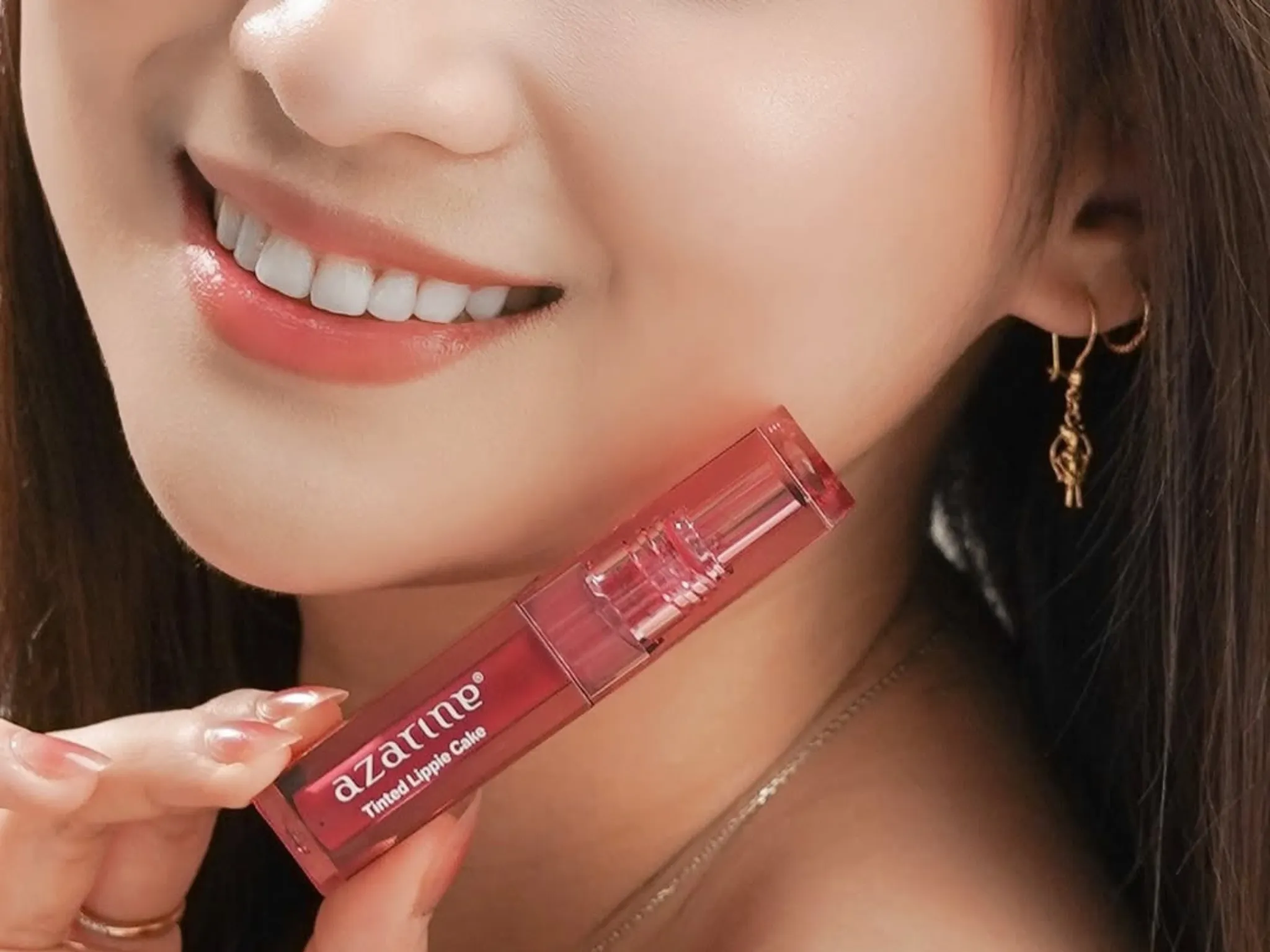 1. Memberikan Warna Natural pada Bibir_