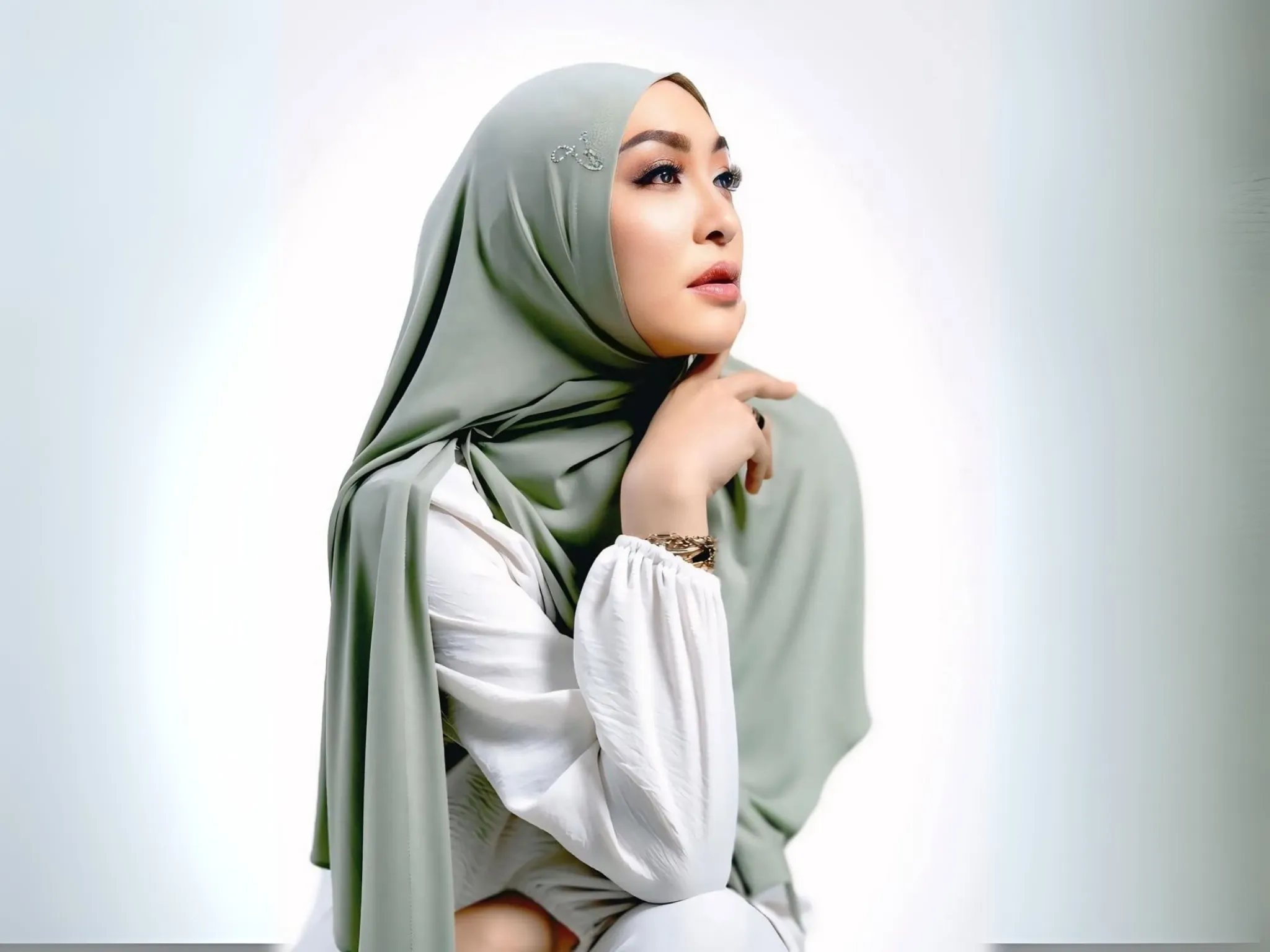 10 Tahun Berpisah, Angelina Sondakh Curhat Luka Hati soal Keanu Massaid_