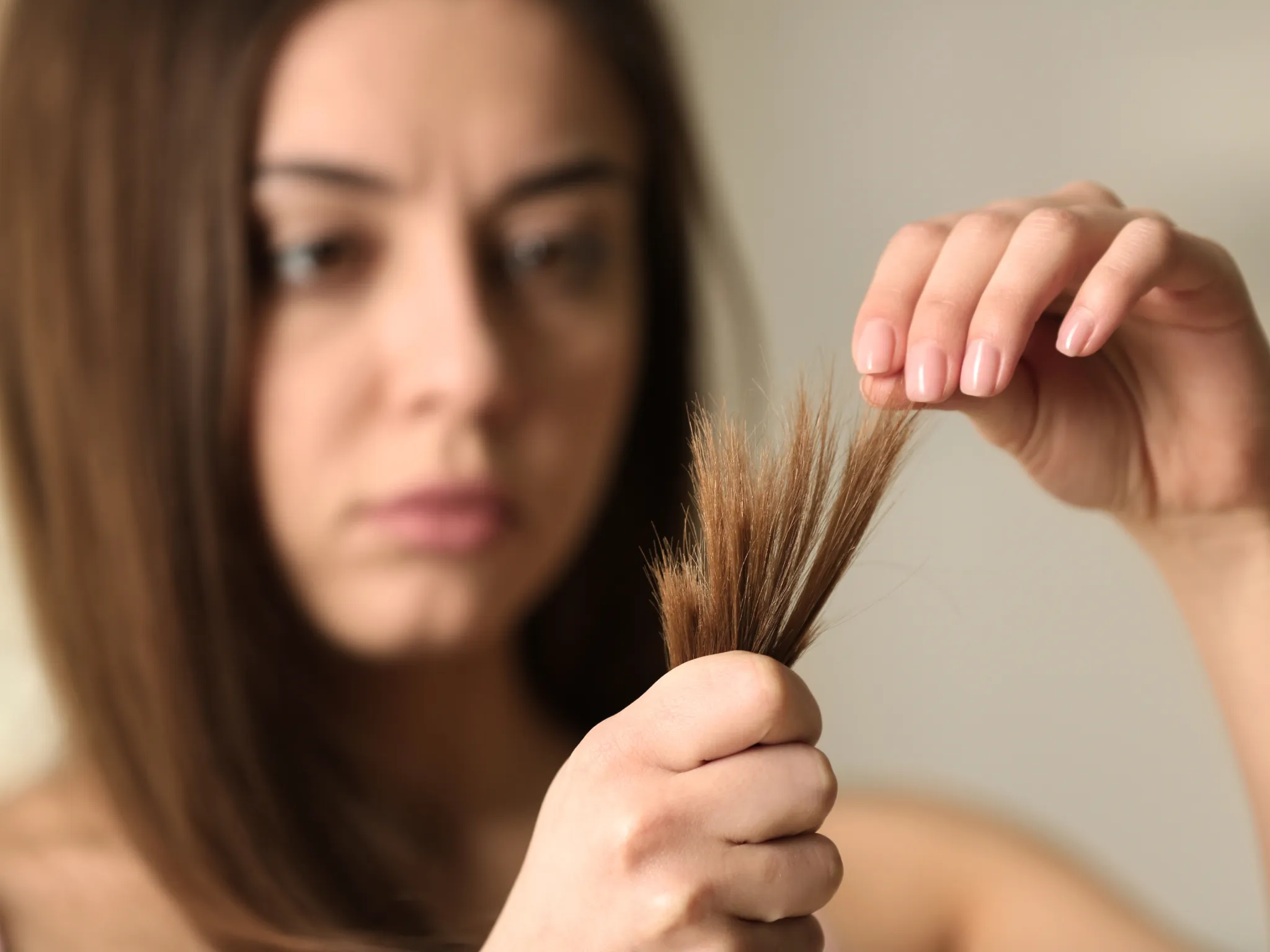 2. Mengurangi Rambut Bercabang_