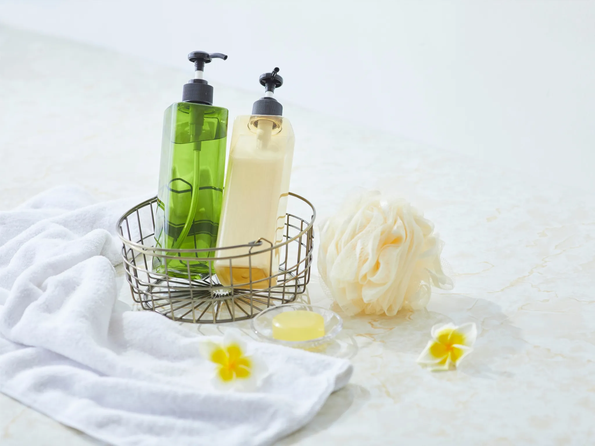 2. Pilih Shampoo dan Conditioner yang Sesuai Jenis Rambut_