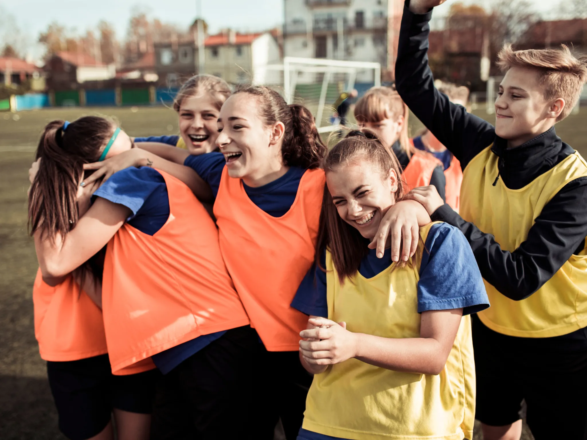 5. Dikelilingi Orang-Orang Positif_