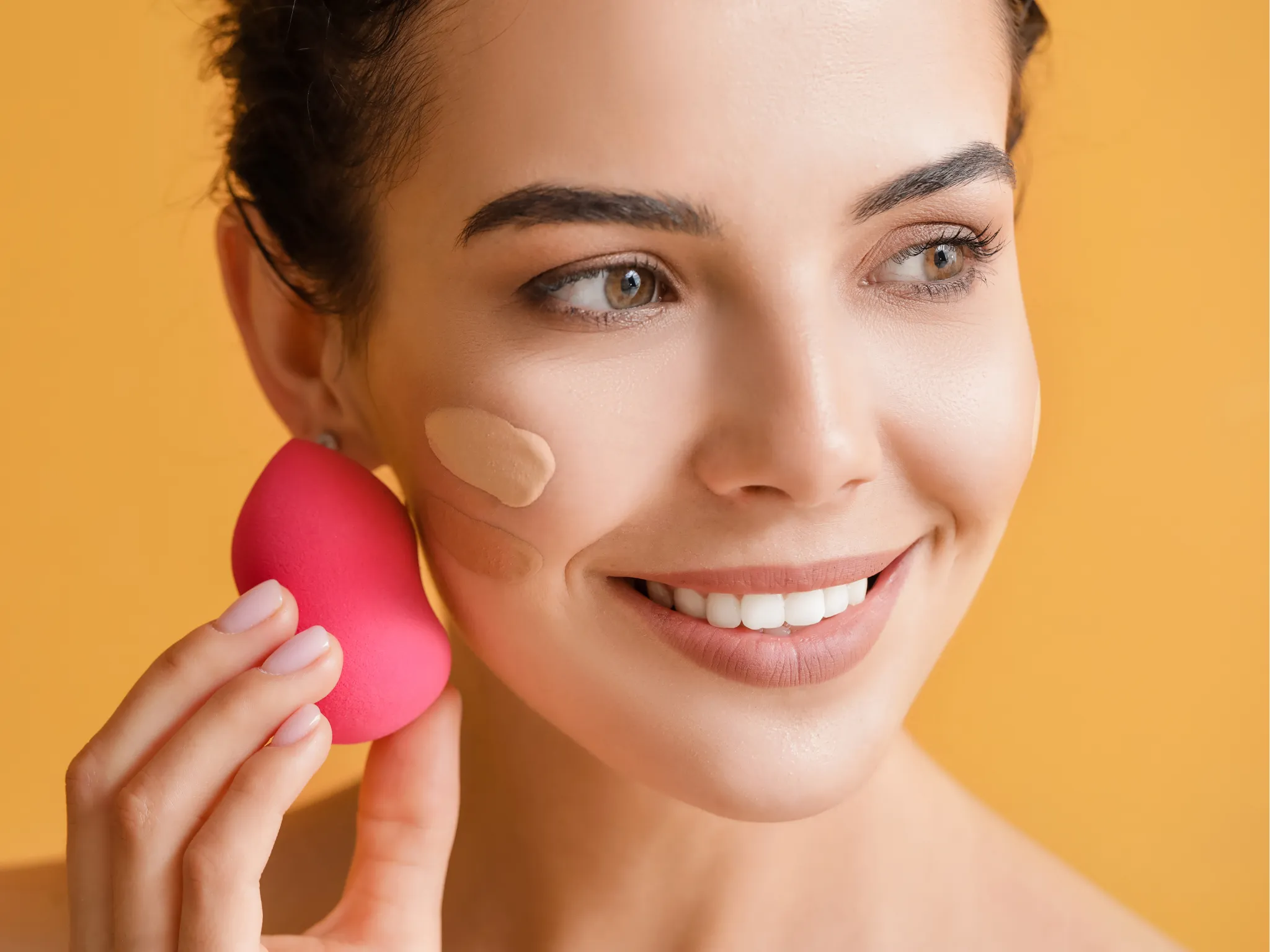 6. Menyamarkan Garis Halus dan Smile Lines_