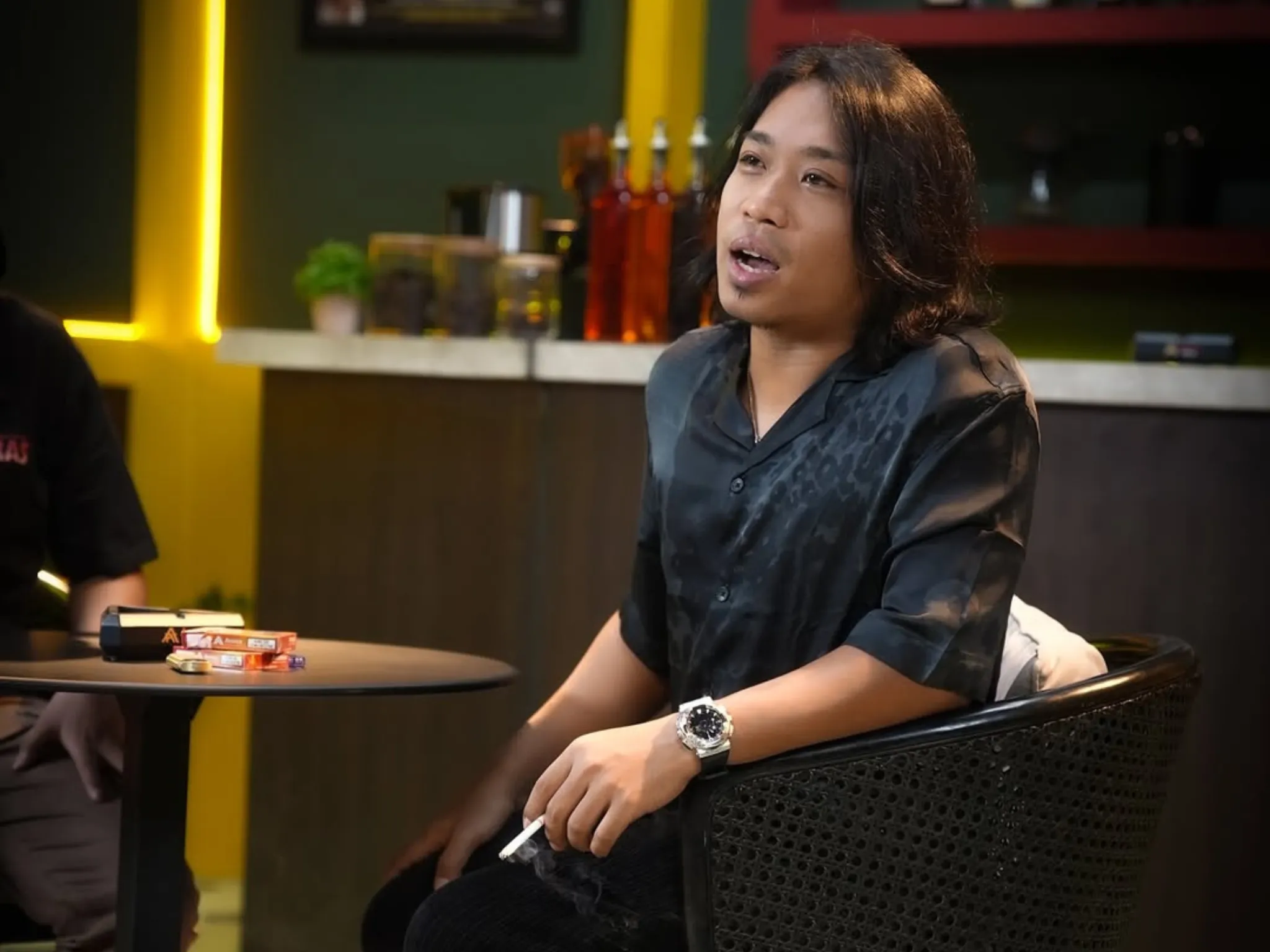 Dari Open Mic ke Layar Kaca, Begini Perjalanan 14 Tahun Praz Teguh di Dunia Komedi_