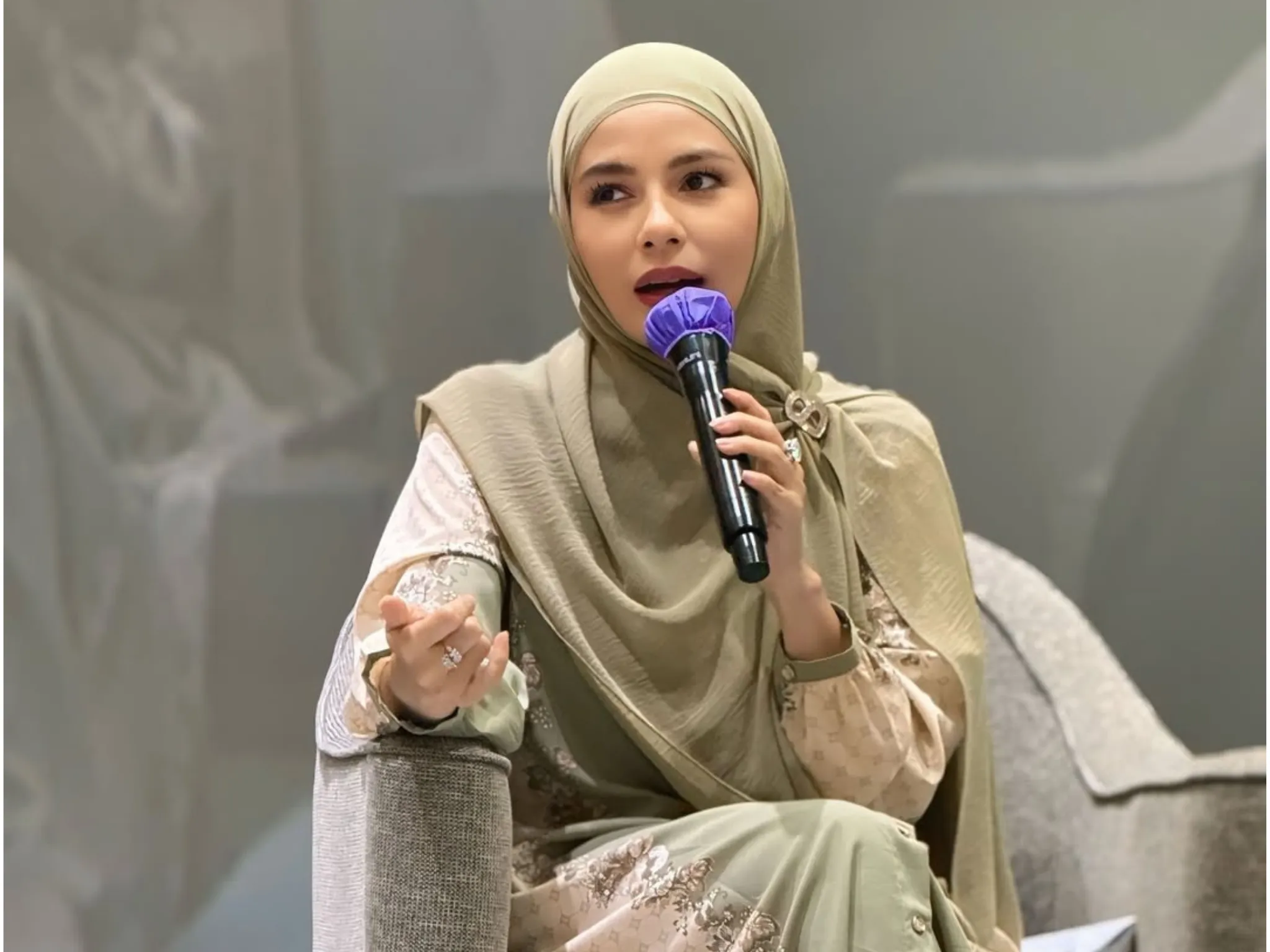 Jalani Histeroskopi, Meisya Siregar Ceritakan Gejala Perimenopause_