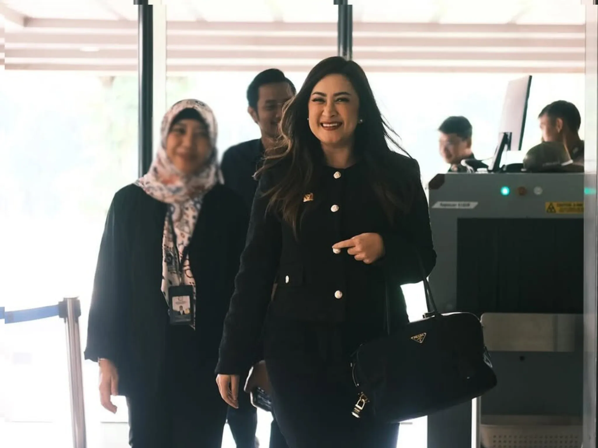 Janji Alokasikan Gaji untuk Rakyat, Nafa Urbach Kena Cibiran Netizen_