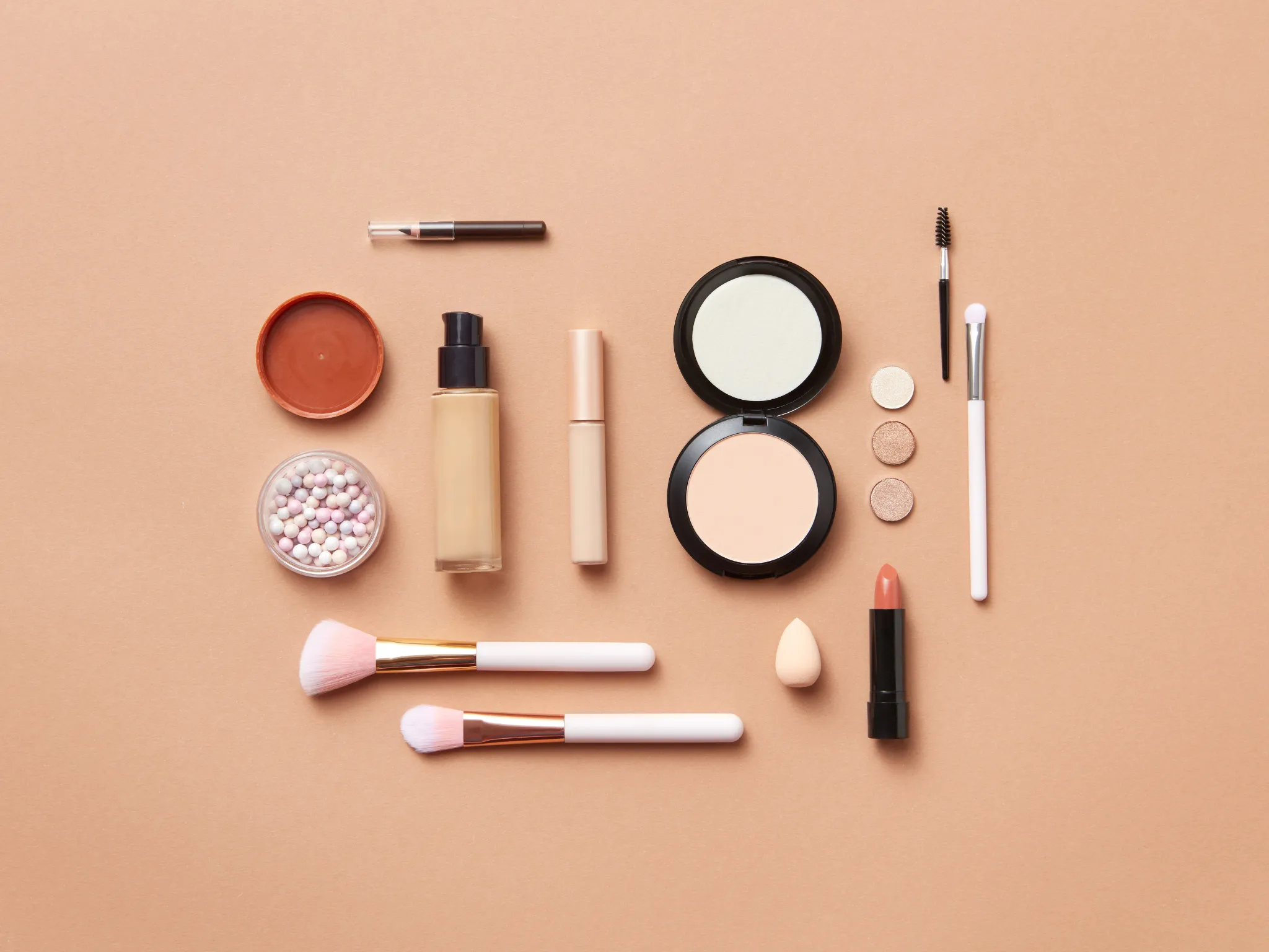 Perbedaan Contour dan Concealer_