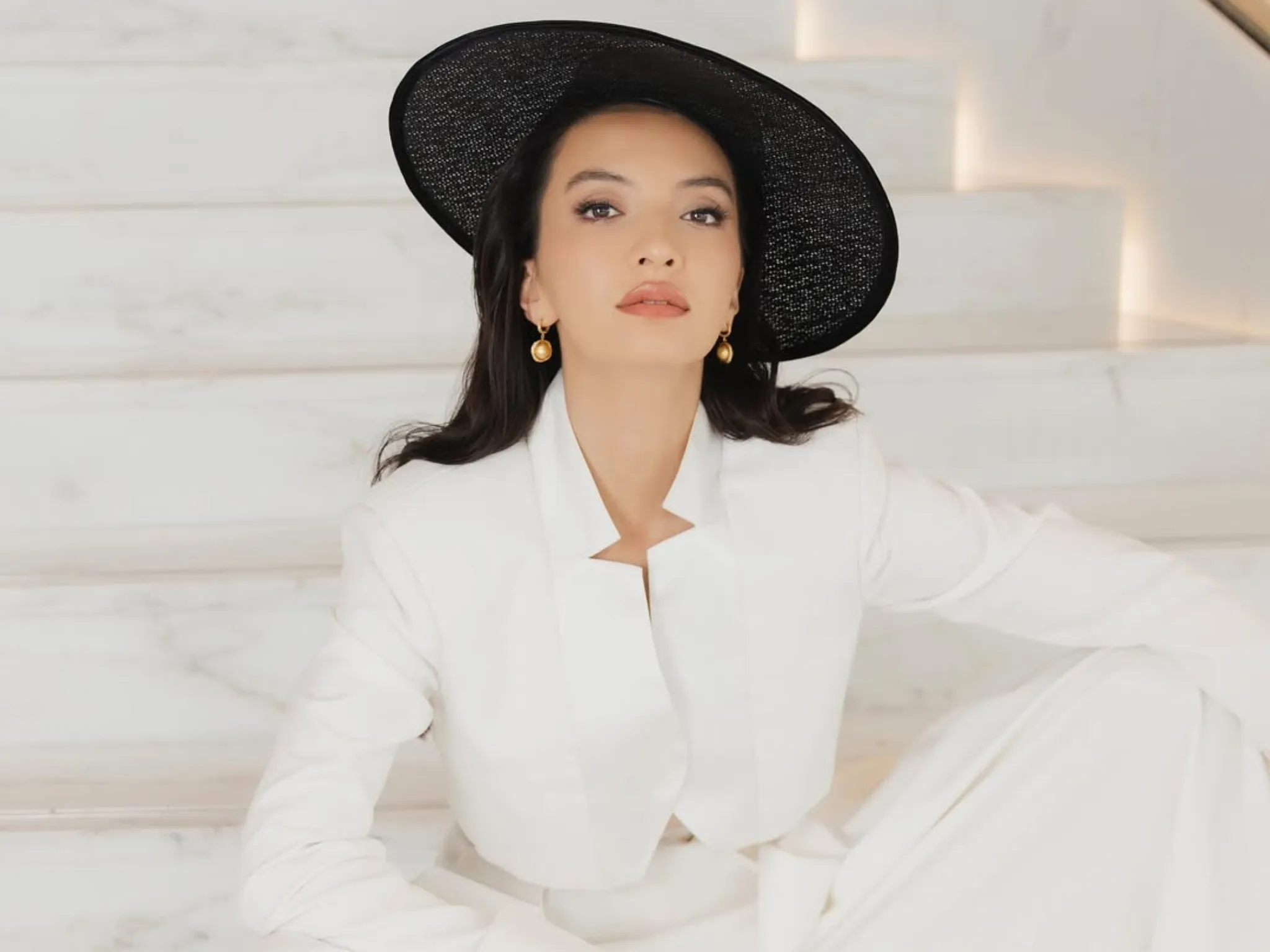 Raline Shah Tak Terima Dinobatkan Presiden Jomlo, Ini Alasannya!_