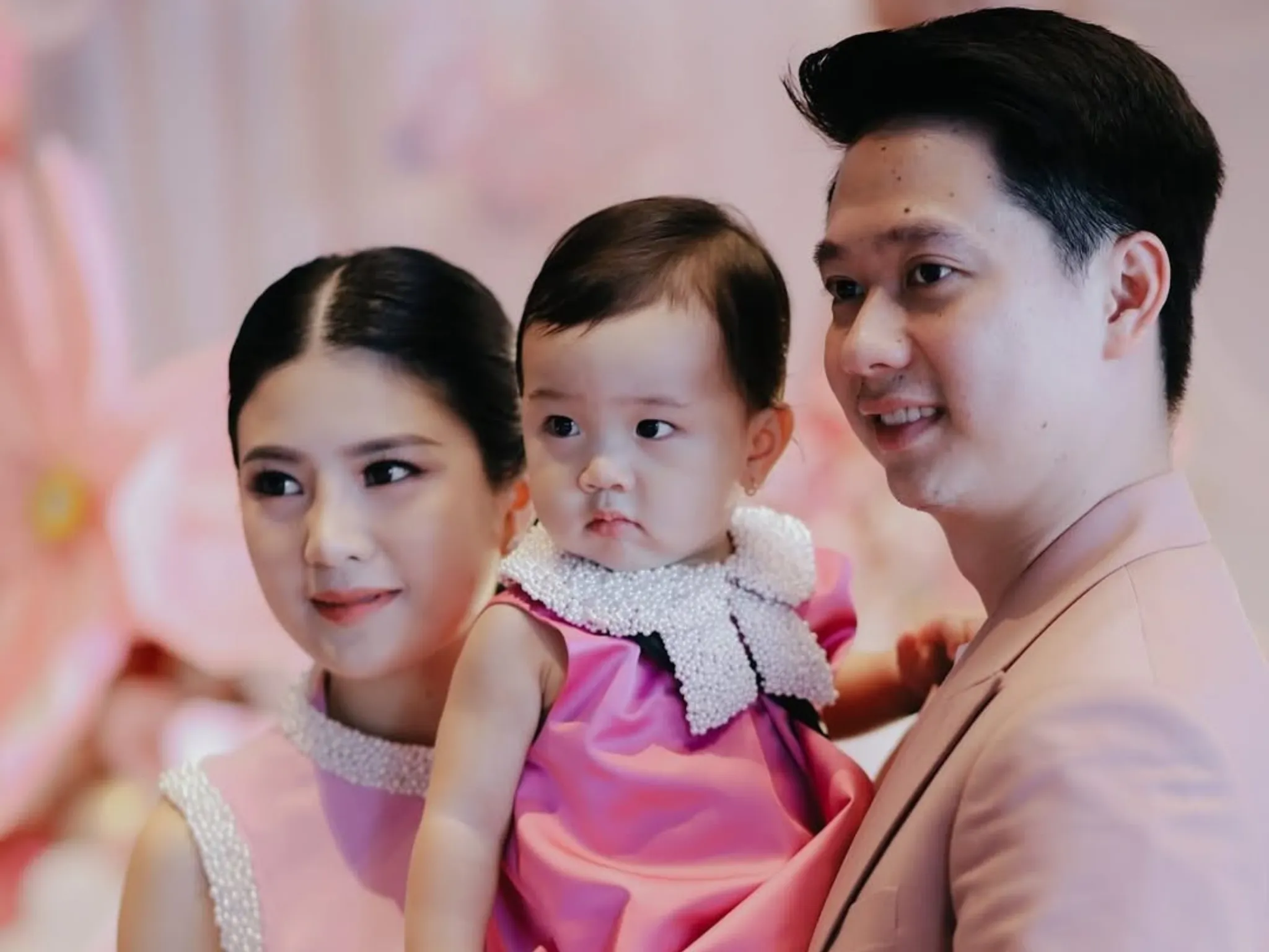 Valencia Tanoe Curhat ke Kevin Sanjaya “Kita Jarang Foto Berdua Setelah Jadi Orang Tua”_