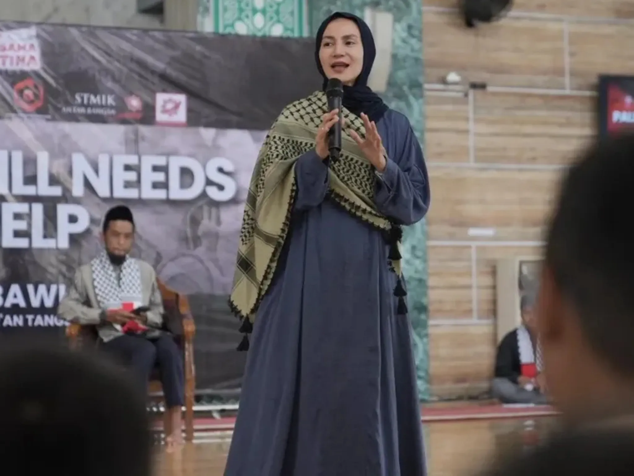 Wanda Hamidah Bongkar Fakta Gaji DPR Tak Cukup untuk Hidup Mewah_