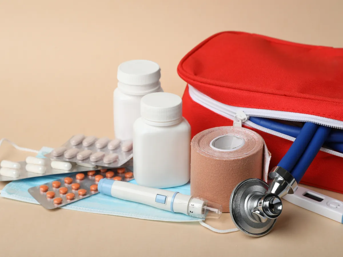 10. Alat Medis Pribadi_