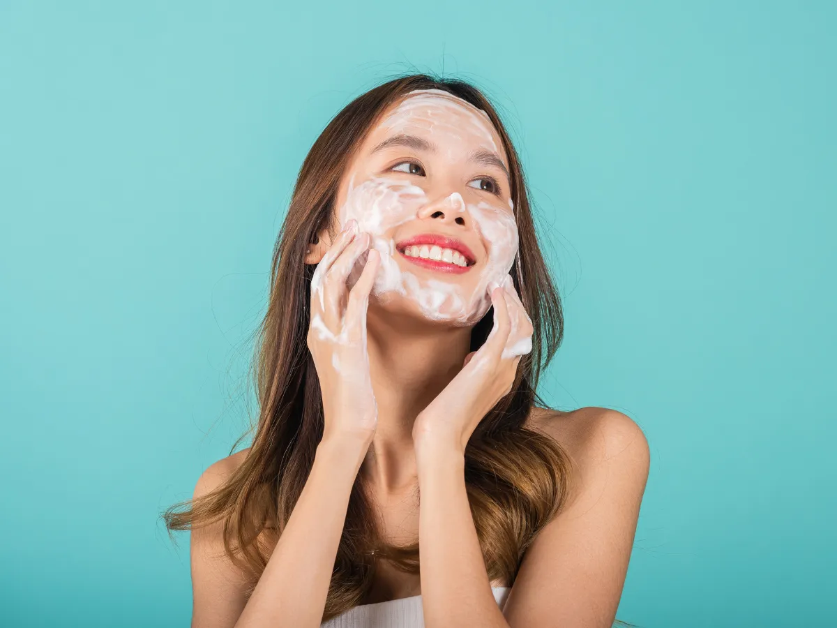 2. Hindari Cuci Muka Terlalu Sering_