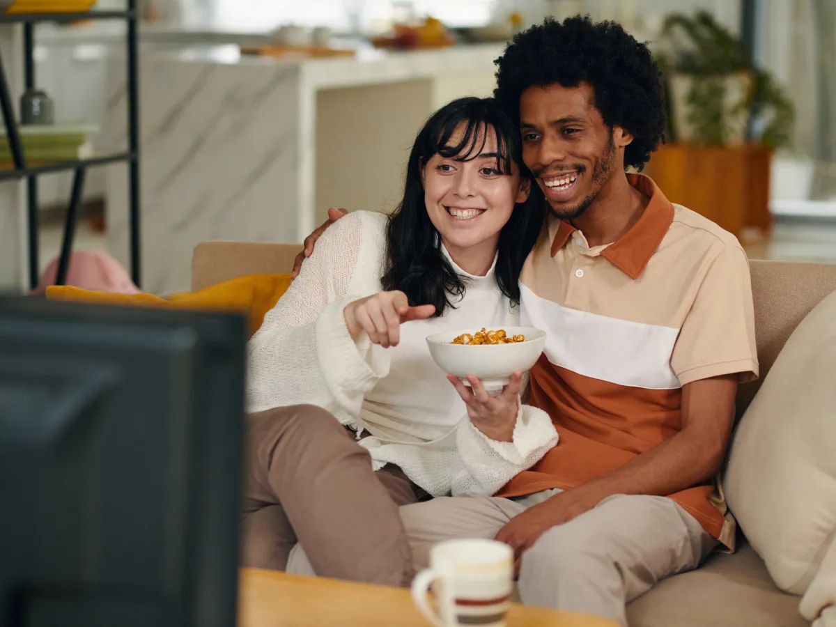 2. Nonton Film atau Marathon Drama_