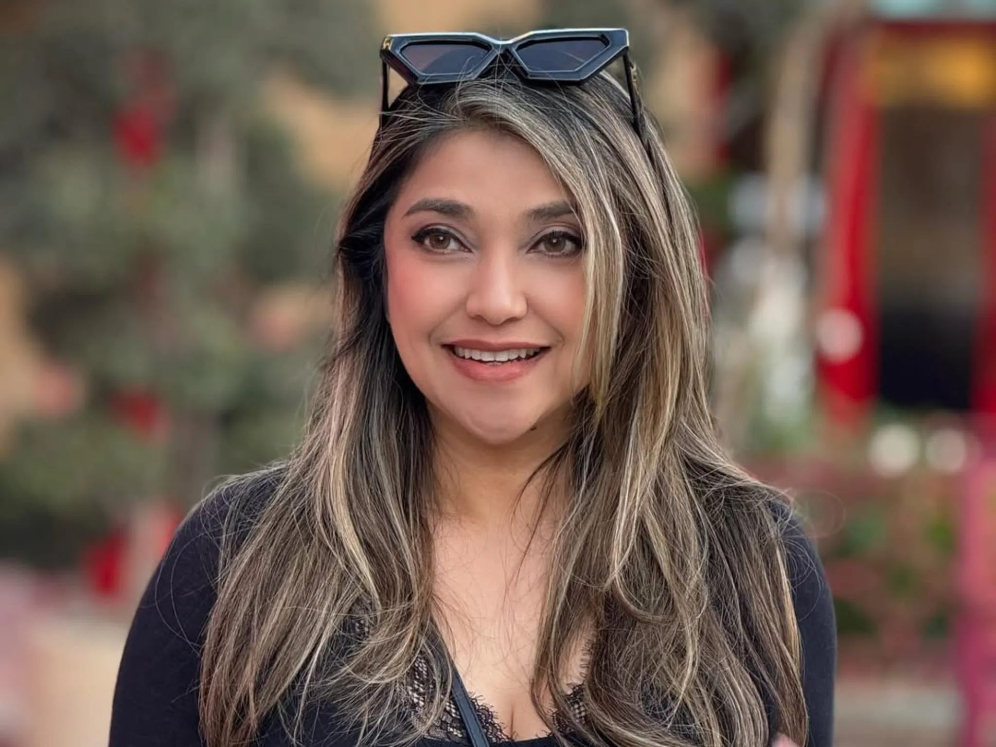 30 Tahun LDM, Sarah Azhari Akui Percaya Jadi Kunci Rumah Tangga_