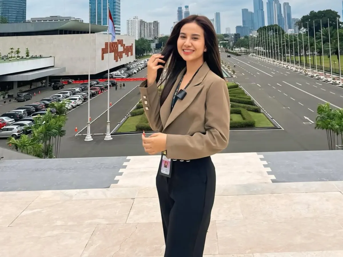 Kisah Mayang Lucyana Magang di DPR RI, Dari Humas hingga Keuangan_Kisah Mayang Lucyana Magang di DPR RI, Dari Humas hingga Keuangan_