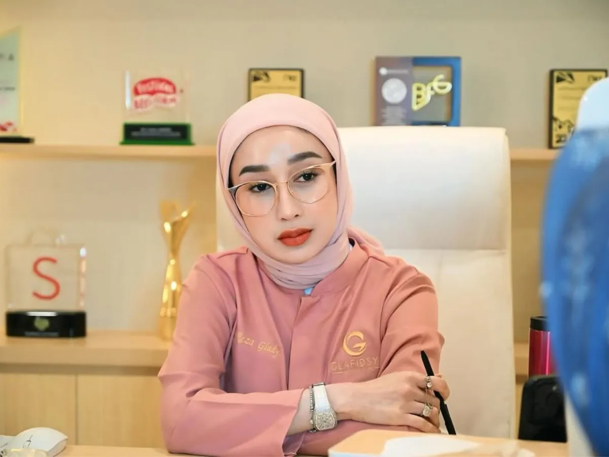 Pengguna Produk Reza Gladys Ngaku Kulit Rusak, Ini Kesaksiannya di Persidangan_