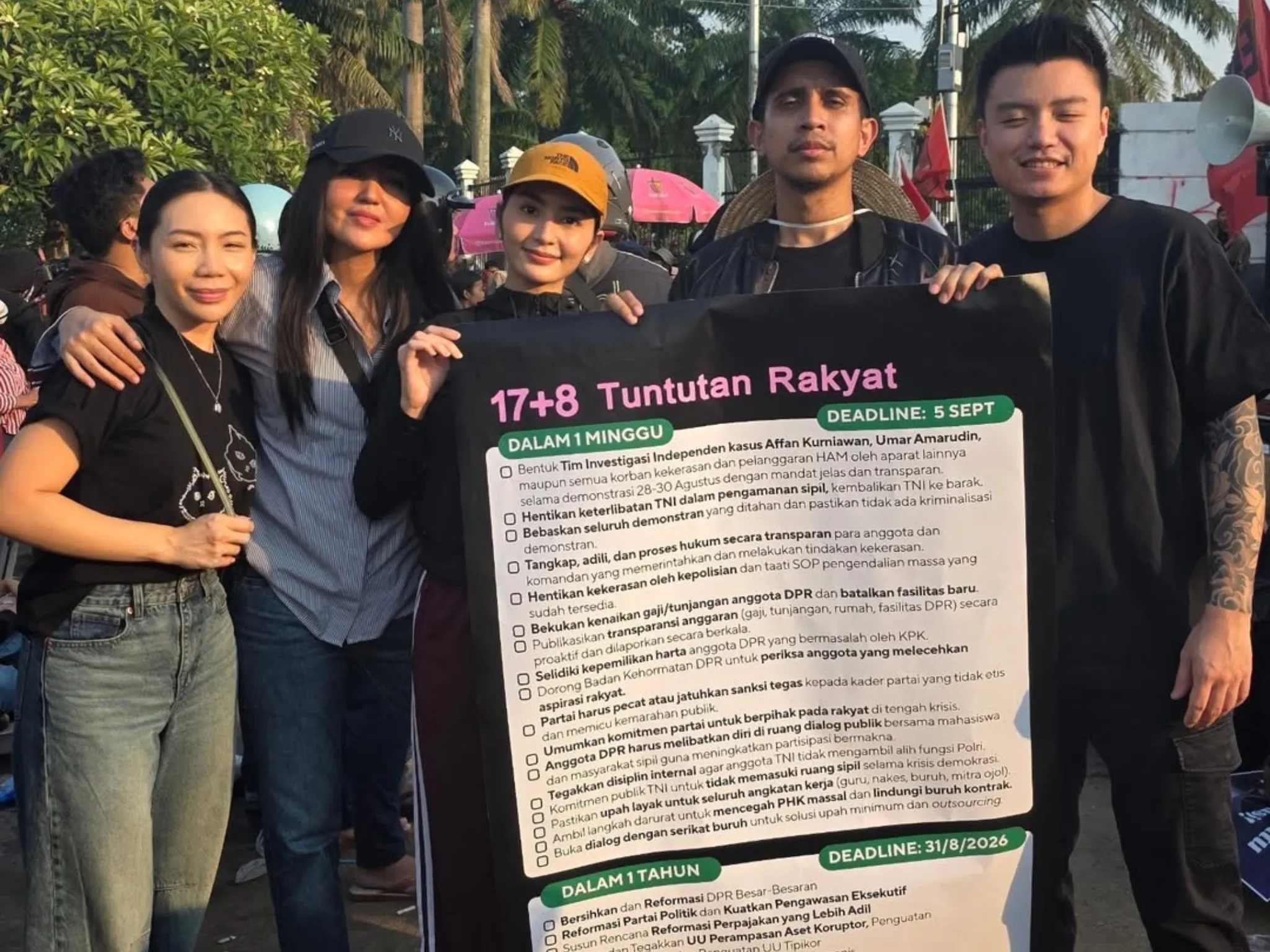 Ramai-ramai di DPR Andovi & Jovi Ikut Suarakan Protes Soal Status Nonaktif Legislator_